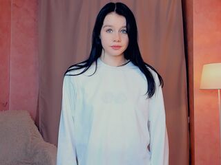 camgirl playing with vibrator LeilaBlanch