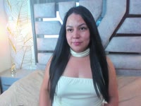 Lover of flirty conversations, genuine smiles, and special moments.
