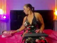 Hello, I am a Colombian girl willing to fulfill your fansasias