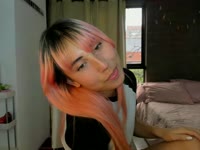 I am Lizzie, and every curve of my body is an invitation to explore your most secret fantasies. With me, every moment becomes a game of desire, without filters or limits. Come to discover what awaits you ...