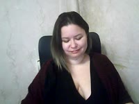 I’m a fiery redhead with curves that were made to be admired and a playful mind that loves a little temptation. My energy is warm, teasing and a little dangerous in the best possible way. I enjoy the moment when eyes meet through the screen and the atmosphere slowly fills with curiosity and desire.
I’m confident in my body and I love showing it in a way that feels natural and captivating. Soft curves, expressive eyes and a smile that can be sweet one moment and incredibly mischievous the next.My room is a place where we can relax, laugh, flirt and escape the ordinary world for a while. Sometimes I’m playful and teasing, sometimes gentle and affectionate, and sometimes I simply enjoy driving you a little crazy with my charm.If you enjoy confident women with curves, fiery hair and a playful personality, you might find yourself coming back again and again.