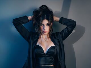 kinky video chat performer AmaliAranda
