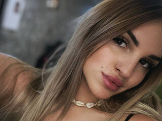 girl webcam AuroraPhillips
