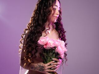 hot striptease webcam BellaClaire