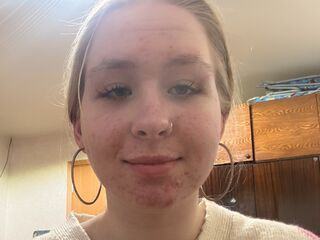 shaved pussy webcam BettinaGoeppner