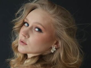 fingering girl webcam  CarolMelser