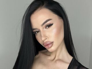 topless webcamgirl EllinLovely