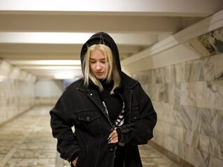 fingering girl webcam picture KiraHaverstick