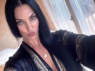 bedroom webcam MiaMontal