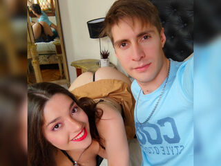 hot couple live webcam AlyssandLuke