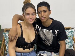 live webcam couple blowjob EmiAndLuis