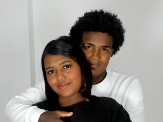 camcouple live sex photo EmilyAndJean