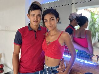 adult couple live sex cam JadaAndAiden