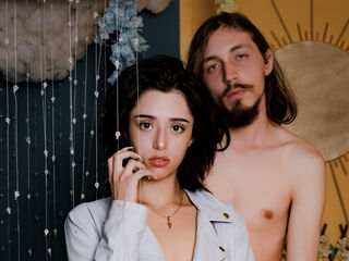 hot couple webcam JunnaAndKurt