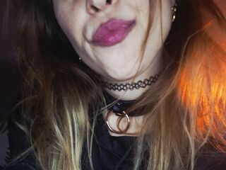 girl bdsm cam LilliSmell