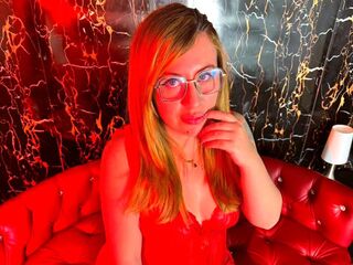 bizarre webcam LolaScott