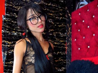 leather fetish girl chatroom SophieFleming