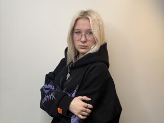 fingering cam girl video AdelinaCostanti