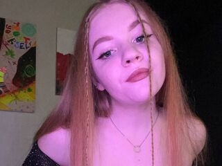 camslut showing pussy AliceSmithen