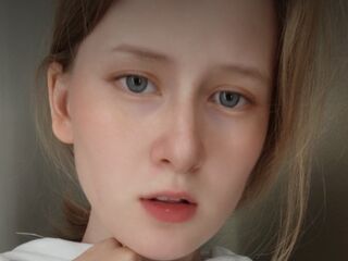 nude webcam girl photo AmyCollege