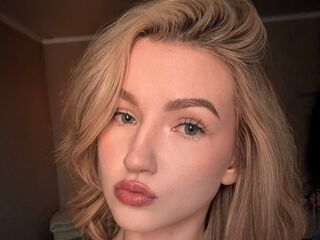 webcam striptease AmyConnelly