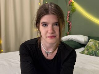 webcam girl AngelinaLing