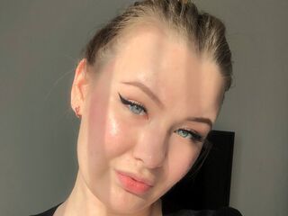 fingering webcam girl ArlettaVatter