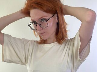 girl shaving pussy AshleighBeteta