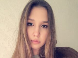 Kinky webcam girl AvaKriek