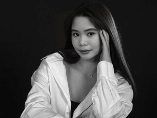 chat live cam AyaNicole