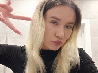 camgirl masturbating BarbaraReid