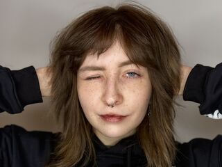 live-chat BettieGiernoth