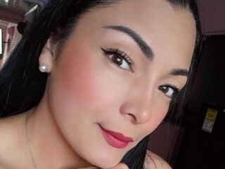 naked camgirl masturbating with vibrator BiviSmith