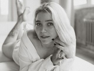 naked girl with live cam masturbating BreanaAlosta