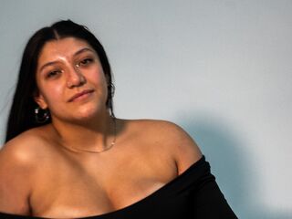 cam girl chat room CamilaCasstro