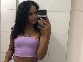 live sex webcam CamilaHank