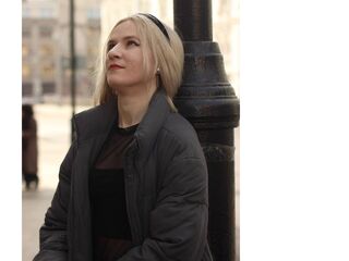 jasmin camgirl live CarinGoodwin