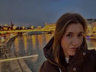 hot webcam slut CaylinGarczynski