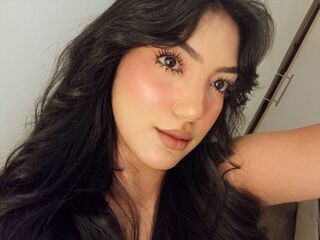 topless camgirl CelestinBennett