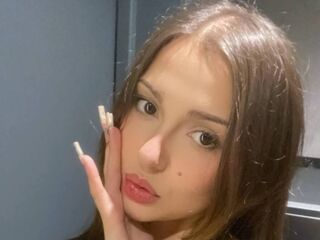 naked camgirl fingering pussy CherlynRosario