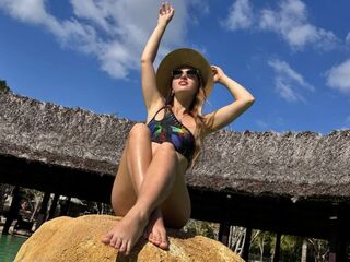 nude webcamgirl pic ClarettaPittmann