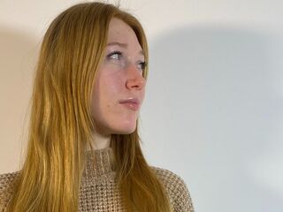 cam girl playing with sextoy CoreenShimkus