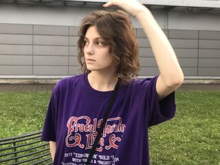 girl chat CorinneKeidong