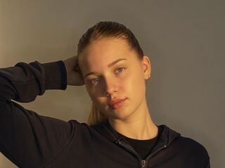 camgirl picture CristalCinnamond