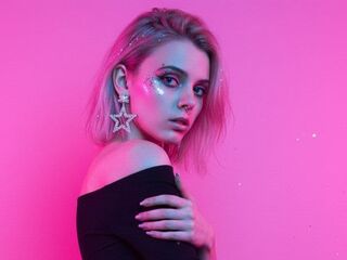 naked webcamgirl video DaiseyNovotny