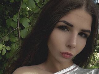 topless cam girl DanelleTown
