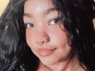 flirt chat room DannaBurning