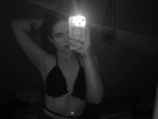 dity cam show DoloresHuesing