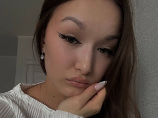 naked camgirl photo EdaScantling