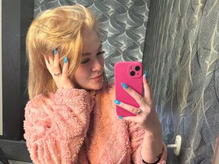 webcamgirl video chat ElizabethCamaro
